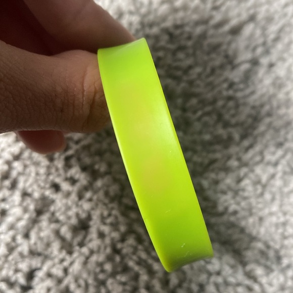 Bright green “Commitment to Graduate” silicone bracelet - Picture 7 of 15